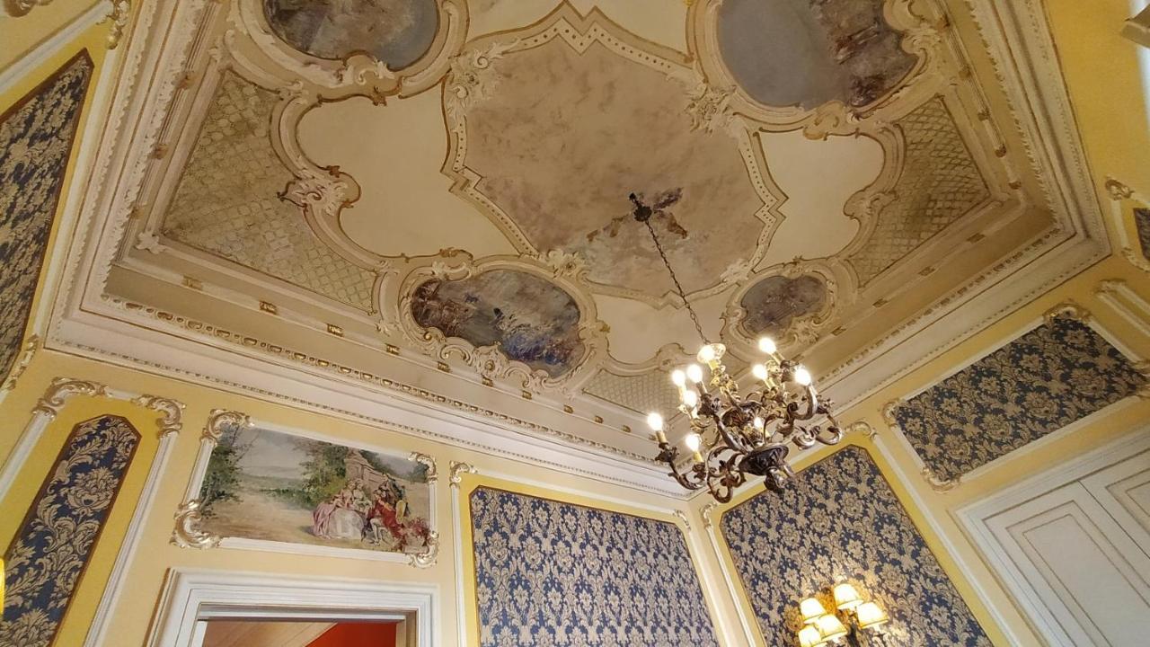 Palazzo Arcidiacono - Luxury Holidays 카타니아 외부 사진