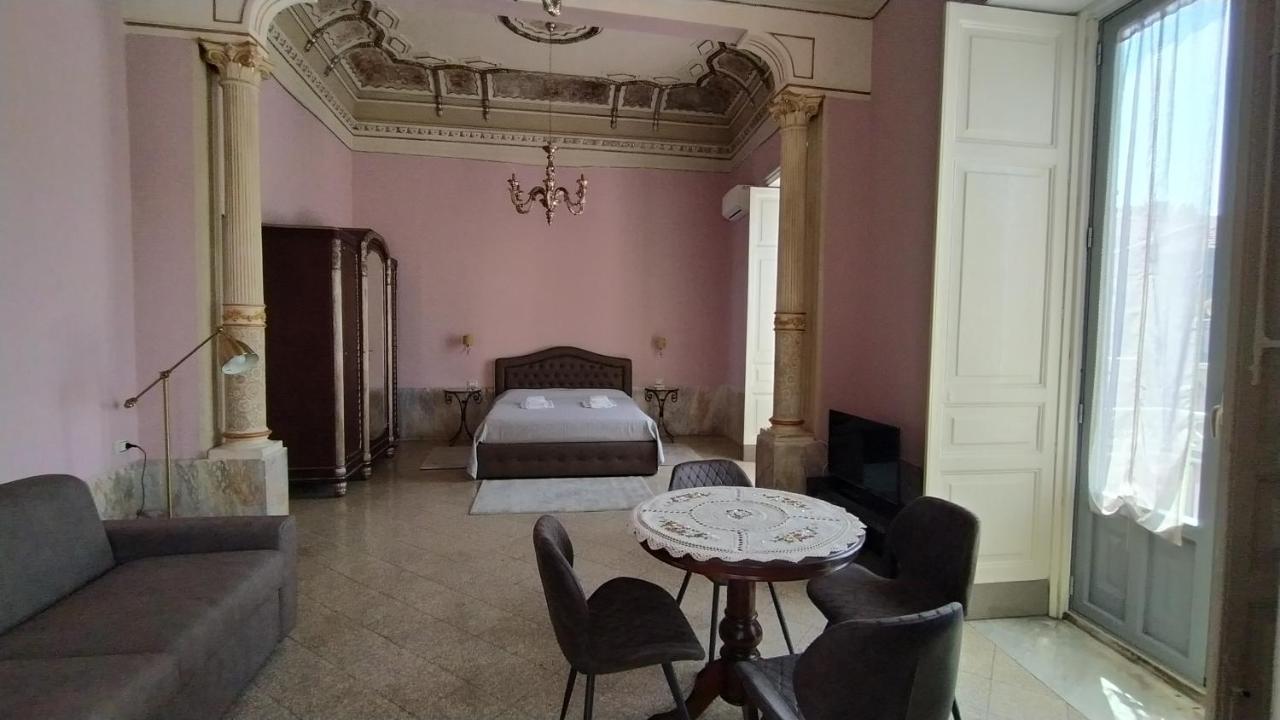 Palazzo Arcidiacono - Luxury Holidays 카타니아 외부 사진